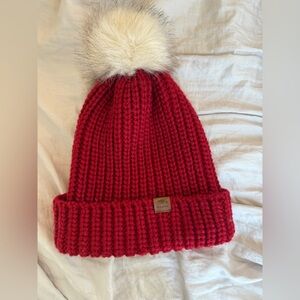 Roots Knit Hat with Fluffy Pom